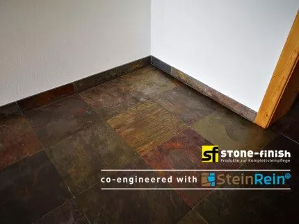 Fliesen nach der Unterhaltsreinigung mit dem Wischpflegeprodukt Stone-Finish Floor Polish
